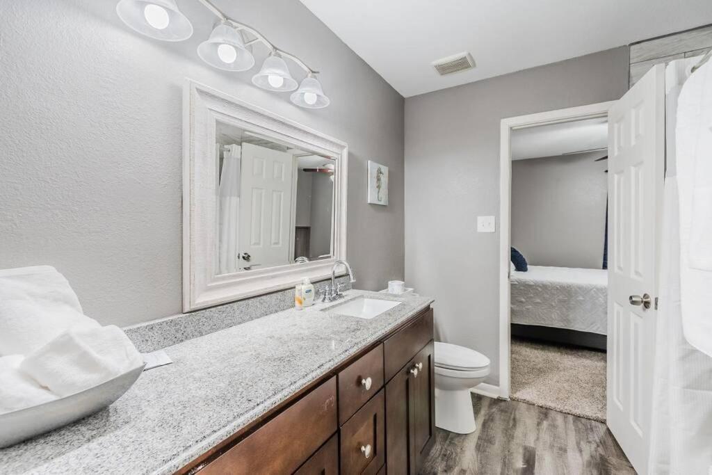 Cozy 2 Bedroom Apt 9Ml From Downtown Ft Worth Fort Worth Dış mekan fotoğraf