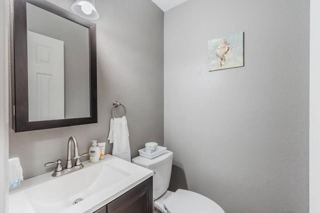 Cozy 2 Bedroom Apt 9Ml From Downtown Ft Worth Fort Worth Dış mekan fotoğraf