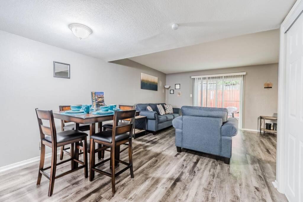 Cozy 2 Bedroom Apt 9Ml From Downtown Ft Worth Fort Worth Dış mekan fotoğraf